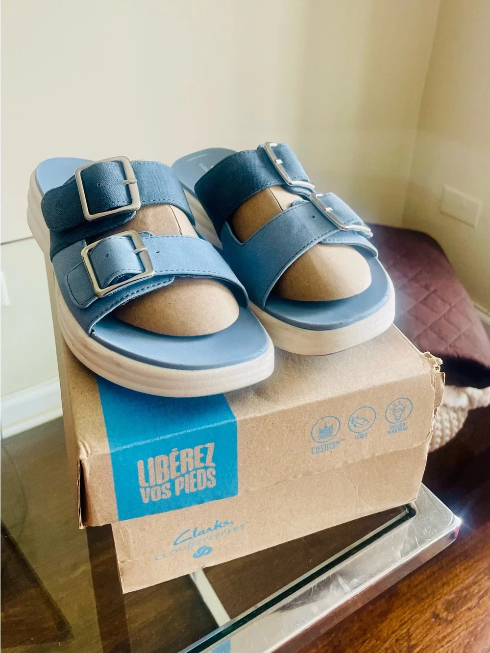 Clarks women’s blue  Double-Buckle Slide Sandals